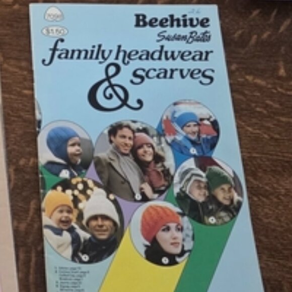 Assorted Craft and Needlework Books - Picture 13 of 13